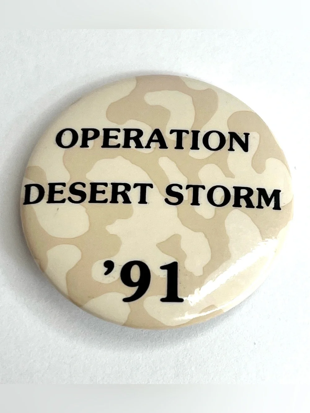 Vintage 1991 Operation Desert Storm '91 Camo Pinback Button Gulf War 1.25